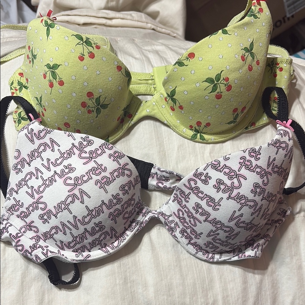 Victoria's Secret Cherry Print Bra - Green